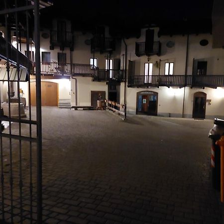 Galanthus Appartement Aosta Buitenkant foto